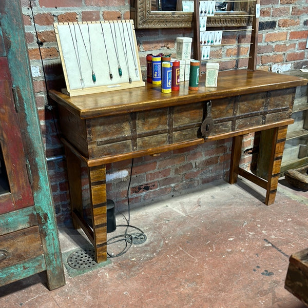 Vintage Trunk Console