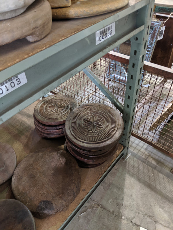 Wdn Carved Chapati Plate